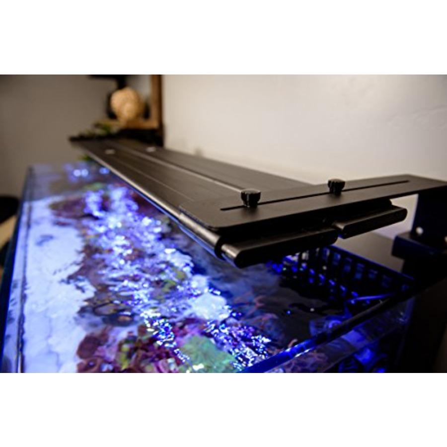 USA Dual 72 Inch Orbit Marine  - Marine Aquarium Hours recensie en prijs