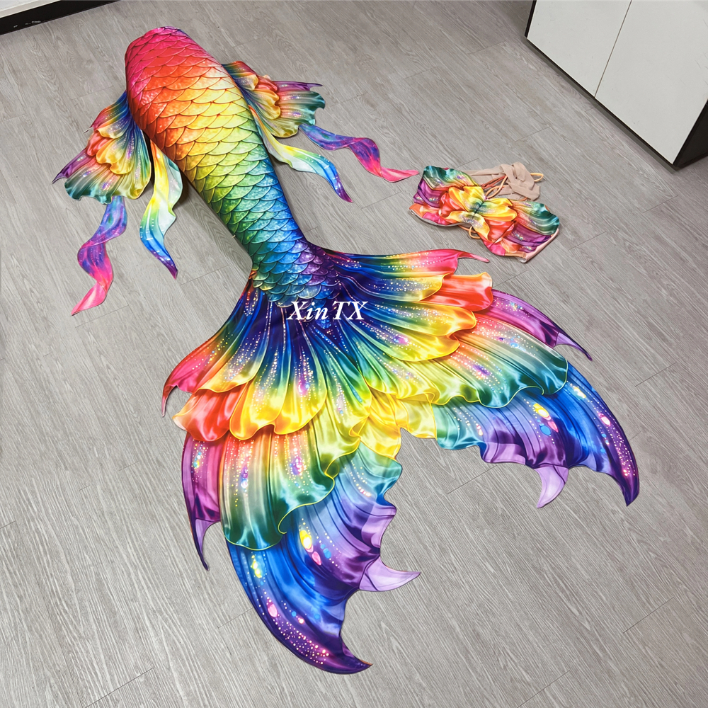Mermaid tail rainbow-colored l - Aquarium & Marine Museum Universiti Malaysia Sabah Kota Kinabalu Sabah Photos recensie en prijs